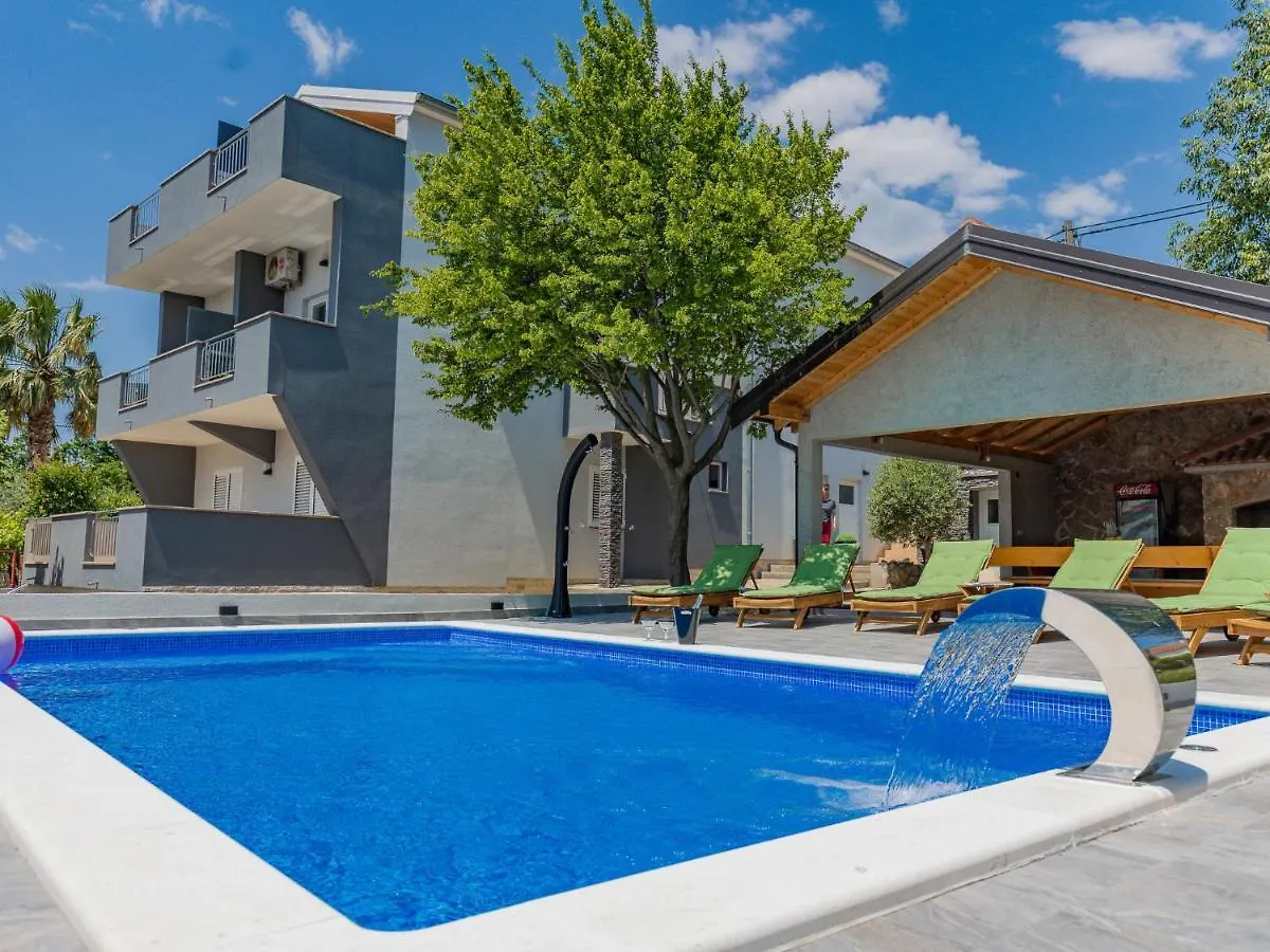 Apartment Maja - Srd420 By Interhome Maslenica Croatia
